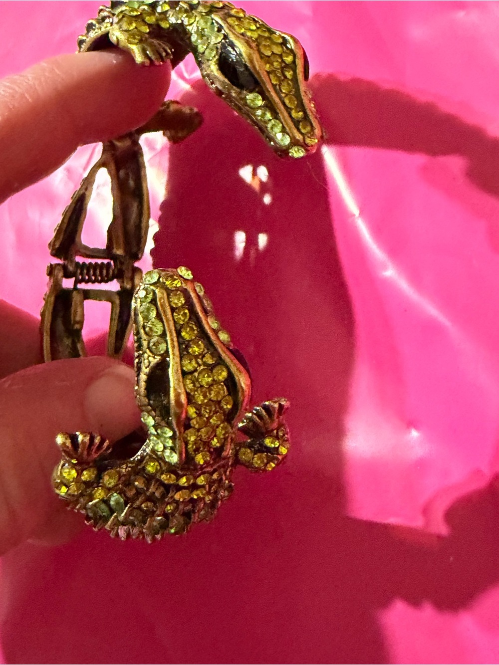 Green Rhinestone Alligator Hinged Bracelet - Picture 9 of 9